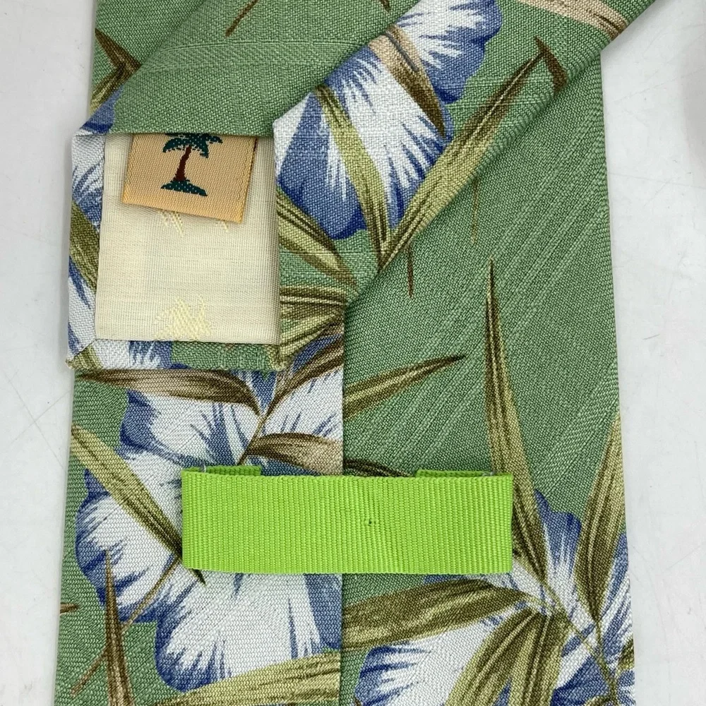 Tommy Bahama Floral‎ Hibiscus & Bamboo Green Men’s Silk Necktie Tie 4.25 x 57”